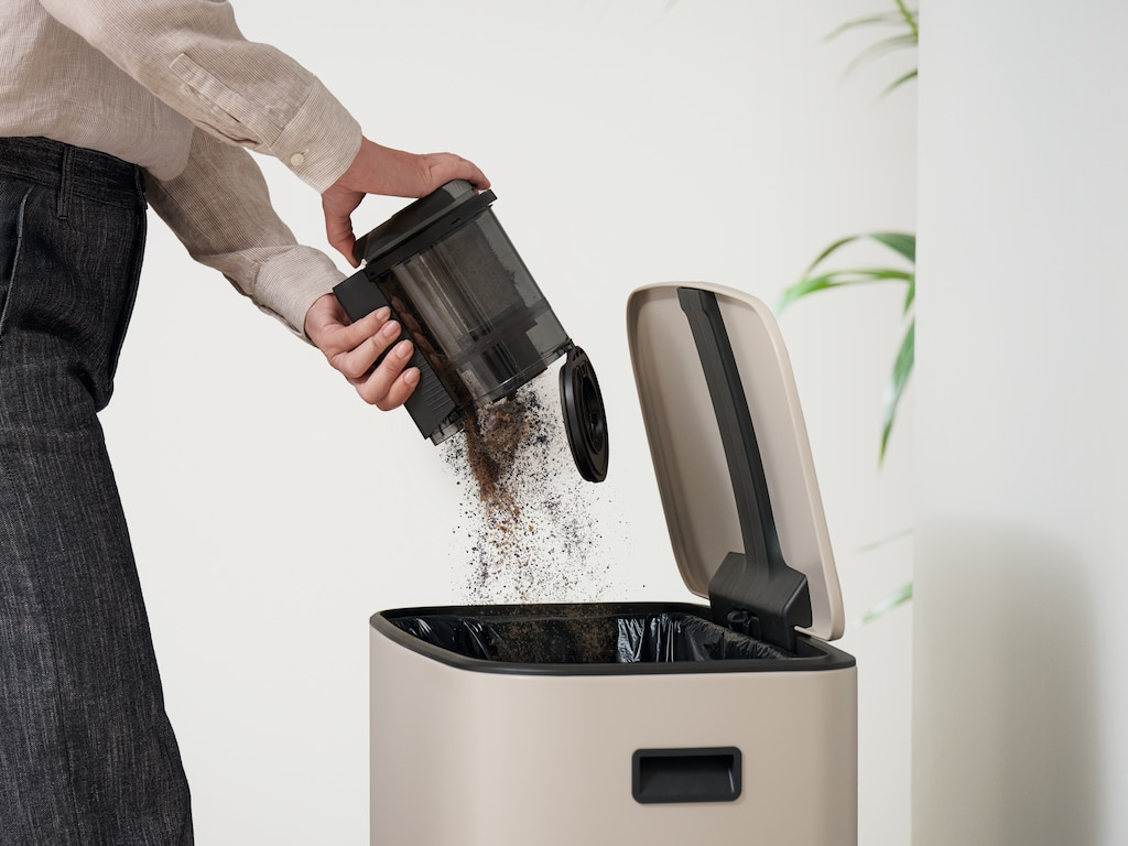 MIele HX3 Wygodne Opróżnianie Twist2open